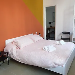 Alojamento de Acomodação e Pequeno-almoço Magà Station